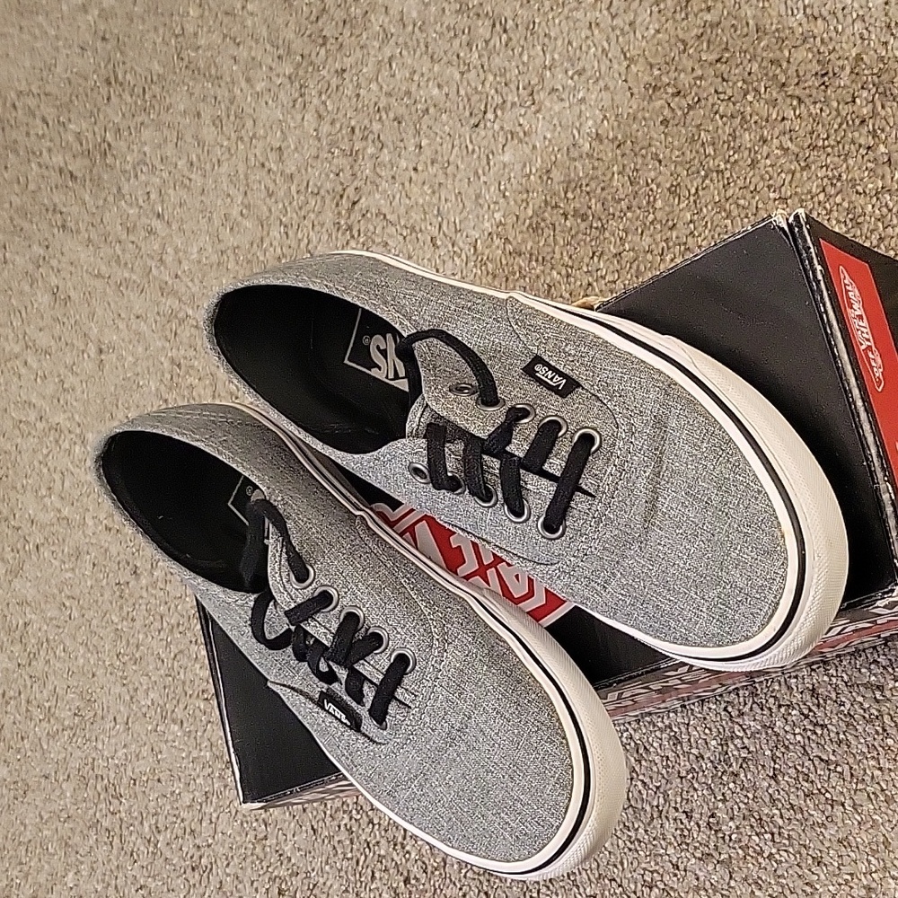 Vans authentic